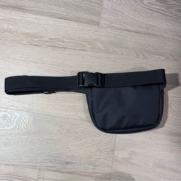 Herschel Supply Black Canvas Hip Pack Belt Bag - Picture 5 of 10